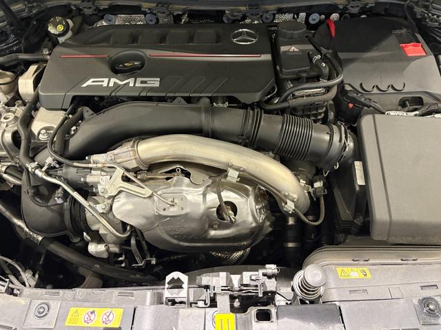 ＧＬＡクラス ＧＬＡ３５　４マチック　弊社下取／ワンオーナー／ＡＭＧパフォーマンスパッケージ／ＡＭＧアドバンストパッケージ／パノラミックスライディングルーフ／ブランドロゴプロジェクター／ヘッドアップディスプレイ／パフォーマンスシート（10枚目）