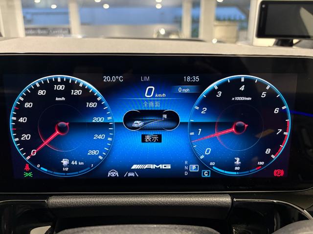 ＧＬＡクラス ＧＬＡ３５　４マチック　弊社下取／ワンオーナー／ＡＭＧパフォーマンスパッケージ／ＡＭＧアドバンストパッケージ／パノラミックスライディングルーフ／ブランドロゴプロジェクター／ヘッドアップディスプレイ／パフォーマンスシート（14枚目）