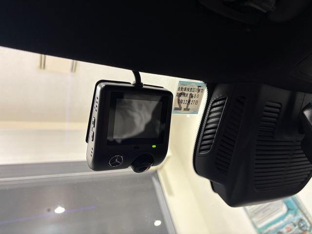 ＧＬＡクラス ＧＬＡ３５　４マチック　弊社下取／ワンオーナー／ＡＭＧパフォーマンスパッケージ／ＡＭＧアドバンストパッケージ／パノラミックスライディングルーフ／ブランドロゴプロジェクター／ヘッドアップディスプレイ／パフォーマンスシート（28枚目）