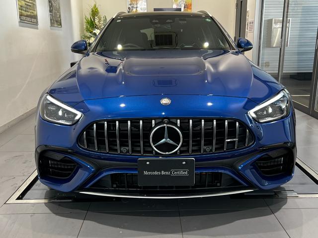 Ｃクラスステーションワゴン Ｃ６３　Ｓ　Ｅ　パフォーマンス　ステーションワゴン　弊社デモカーアップ／ワンオーナー／ＡＭＧパフォーマンスパッケージ／パノラマ／ナッパーレザーシート／ＡＭＧトラックペース／ＡＭＧパフォーマンススポイラーリップ／ＡＭＧレッドブレーキキャリパー／新車保証（3枚目）