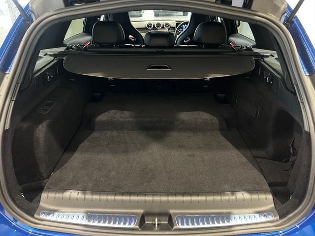 Ｃクラスステーションワゴン Ｃ６３　Ｓ　Ｅ　パフォーマンス　ステーションワゴン　弊社デモカーアップ／ワンオーナー／ＡＭＧパフォーマンスパッケージ／パノラマ／ナッパーレザーシート／ＡＭＧトラックペース／ＡＭＧパフォーマンススポイラーリップ／ＡＭＧレッドブレーキキャリパー／新車保証（8枚目）