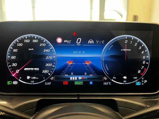 Ｃクラスステーションワゴン Ｃ６３　Ｓ　Ｅ　パフォーマンス　ステーションワゴン　弊社デモカーアップ／ワンオーナー／ＡＭＧパフォーマンスパッケージ／パノラマ／ナッパーレザーシート／ＡＭＧトラックペース／ＡＭＧパフォーマンススポイラーリップ／ＡＭＧレッドブレーキキャリパー／新車保証（12枚目）