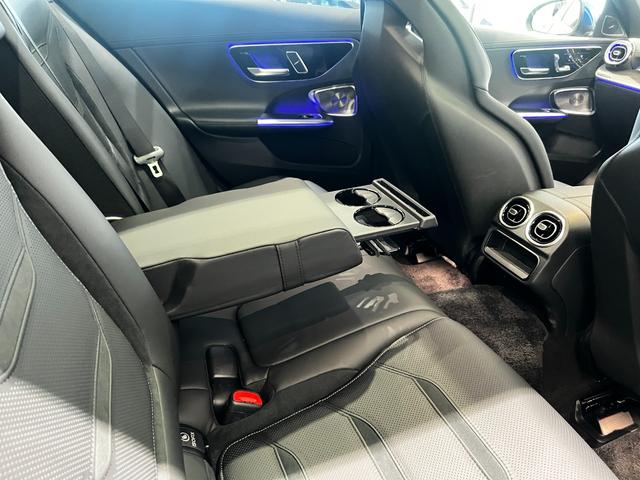 Ｃクラスステーションワゴン Ｃ６３　Ｓ　Ｅ　パフォーマンス　ステーションワゴン　弊社デモカーアップ／ワンオーナー／ＡＭＧパフォーマンスパッケージ／パノラマ／ナッパーレザーシート／ＡＭＧトラックペース／ＡＭＧパフォーマンススポイラーリップ／ＡＭＧレッドブレーキキャリパー／新車保証（26枚目）