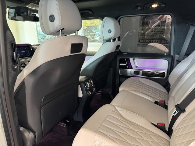 Ｇクラス Ｇ６３　弊社下取／１オーナー／マヌファクトゥーアプログラム／インテリア＋パッケージ／ＡＭＧナイトパッケージ／マットブラック２１インチアルミホイール／リラクゼーション機能／ナッパーレザー／新車保証継承（6枚目）