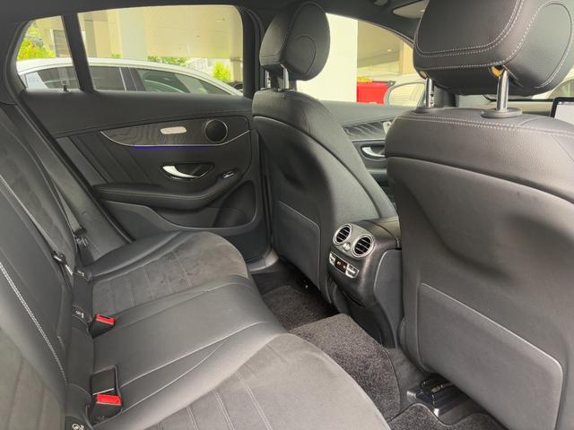 ＧＬＣ ＧＬＣ２２０ｄ　４マチック　クーペ　ＡＭＧライン　スライディングルーフ／アンビエントライト／メモリ付きパワーシート／シートヒーター／フルセグ／Ｂｌｕｅｔｏｏｔｈ／ＡＩＲＭＡＴＩＣサスペンション／電動リアゲート／レーダーセーフティー／認定中古車２年保証（7枚目）