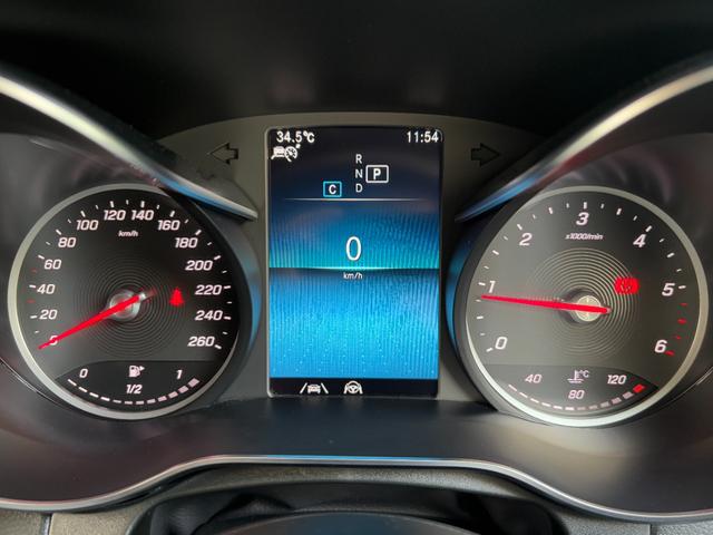 ＧＬＣ ＧＬＣ２２０ｄ　４マチック　クーペ　ＡＭＧライン　スライディングルーフ／アンビエントライト／メモリ付きパワーシート／シートヒーター／フルセグ／Ｂｌｕｅｔｏｏｔｈ／ＡＩＲＭＡＴＩＣサスペンション／電動リアゲート／レーダーセーフティー／認定中古車２年保証（13枚目）