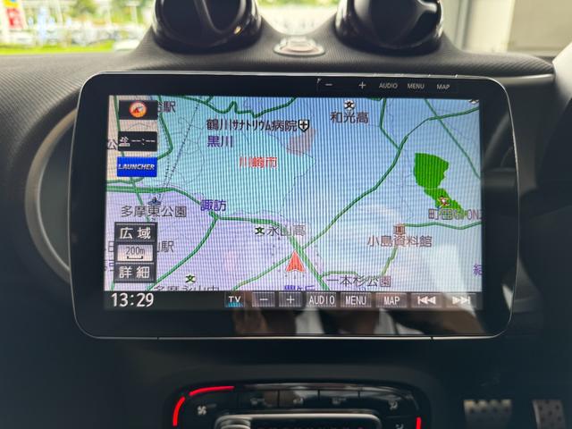 スマートフォーフォー ＢＲＡＢＵＳ　スポーツ　９インチナビ／バックカメラ／本革シート／シートヒーター／レインセンサー／オートライト／パドルシフト／レーンキーピングアシスト／パノラミックルーフ／後席プライバシーガラス／Ｂｌｕｅｔｏｏｔｈ／認定中古車（12枚目）