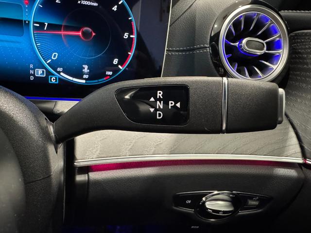 ＣＬＳクラス ＣＬＳ２２０ｄ　スポーツ　エクスクルーシブパッケージ　新車保証継承／エクスクルーシブＰＫＧ／ガラススライディングルーフ／レーダーセーフＰＫＧ／３６０°カメラ／エアバランスＰＫＧ／シートベンチレータ／アンビエントライト／ブルメスター／エアサス／ヘッドアップ（17枚目）