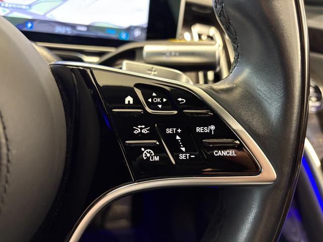 Ｓクラス Ｓ５００　４マチック　ＡＭＧラインパッケージ　弊社下取／１オーナー／ベーシックパッケージ／レザーエクスクルーシブパッケージ／ＡＲヘッドアップディスプレイ／３Ｄコックピットディスプレイ／パノラミックスライディングルーフ／ベーシックパッケージ／アンビ（17枚目）