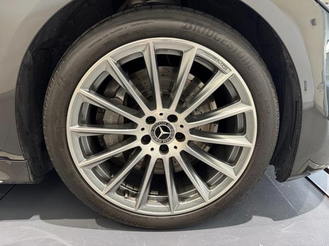 Ｓクラス Ｓ５００　４マチック　ＡＭＧラインパッケージ　黒革／弊社下取／ベーシックＰ／レザーエクスクルーシブＰ／ＡＲヘッドアップディスプレイ／３Ｄコックピット／パノラミックスライディングルーフ／シートヒーター・ベンチレーター／パフュームアトマイザー（12枚目）