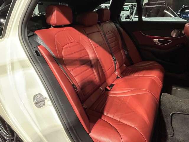 Cクラスステーションワゴン C43 4マチック ステーションワゴン クランベリーレッド内装/エアバランスPKG/アンビエントライト64色/ヘッドアップディスプレイ/ブルメスターサラウンド/フットトランクオープナー/シートヒーター/本革シート/レーダーセーフPKG(10枚目)