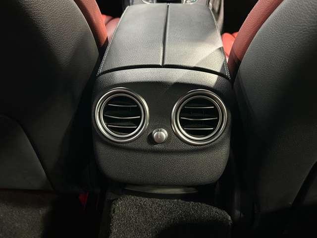 Cクラスステーションワゴン C43 4マチック ステーションワゴン クランベリーレッド内装/エアバランスPKG/アンビエントライト64色/ヘッドアップディスプレイ/ブルメスターサラウンド/フットトランクオープナー/シートヒーター/本革シート/レーダーセーフPKG(21枚目)