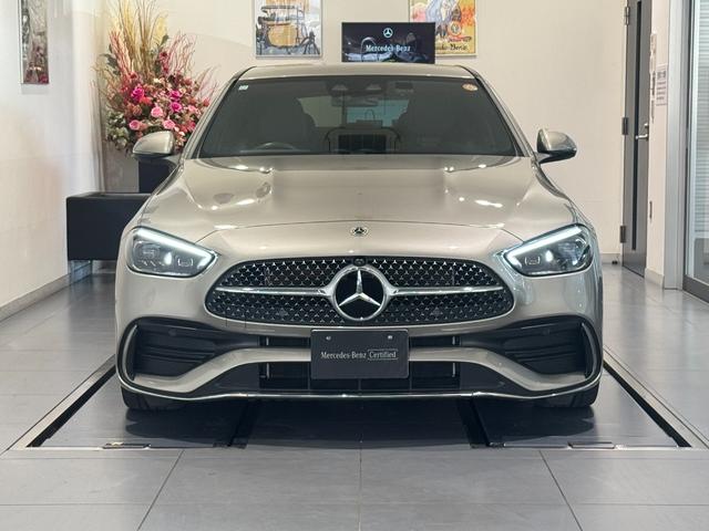 Ｃクラス Ｃ２００アバンギャルド　ＡＭＧラインパッケージ　弊社デモカーアップ／ＡＭＧライン／レザーエクスクルーシブＰＫＧ／ベーシックＰＫＧ／ドライバーズＰＫＧ／パノラマ／シートベンチレーター／本革シート／ヘッドアップディスプレイ／アンビエントライト（3枚目）