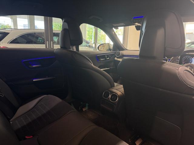 Ｃクラス Ｃ２００アバンギャルド　ＡＭＧラインパッケージ　弊社デモカーアップ／ＡＭＧライン／レザーエクスクルーシブＰＫＧ／ベーシックＰＫＧ／ドライバーズＰＫＧ／パノラマ／シートベンチレーター／本革シート／ヘッドアップディスプレイ／アンビエントライト（7枚目）