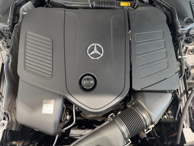 Ｃクラス Ｃ２００アバンギャルド　ＡＭＧラインパッケージ　弊社デモカーアップ／ＡＭＧライン／レザーエクスクルーシブＰＫＧ／ベーシックＰＫＧ／ドライバーズＰＫＧ／パノラマ／シートベンチレーター／本革シート／ヘッドアップディスプレイ／アンビエントライト（11枚目）