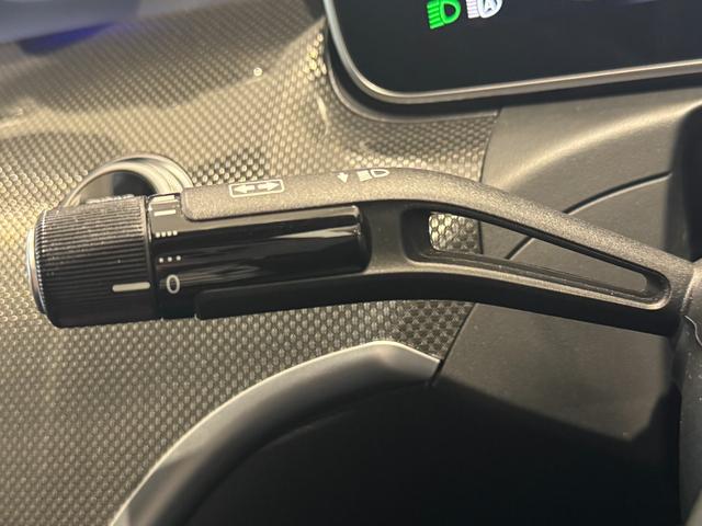 Ｃクラス Ｃ２００アバンギャルド　ＡＭＧラインパッケージ　弊社デモカーアップ／ＡＭＧライン／レザーエクスクルーシブＰＫＧ／ベーシックＰＫＧ／ドライバーズＰＫＧ／パノラマ／シートベンチレーター／本革シート／ヘッドアップディスプレイ／アンビエントライト（18枚目）