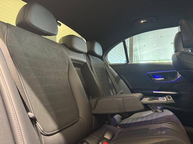 Ｃクラス Ｃ２００アバンギャルド　ＡＭＧラインパッケージ　弊社デモカーアップ／ＡＭＧライン／レザーエクスクルーシブＰＫＧ／ベーシックＰＫＧ／ドライバーズＰＫＧ／パノラマ／シートベンチレーター／本革シート／ヘッドアップディスプレイ／アンビエントライト（29枚目）