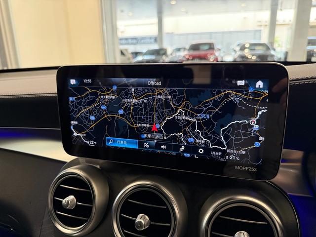 GLC GLC300 4マチック AMGライン 当社お下取り車 AMGライン メモリー付パワーシート シートヒーター キーレスゴー 360°カメラシステム エアサスペンション 純正ドライブレコーダー 20インチアルミホイール 認定中古車保証2年付(11枚目)