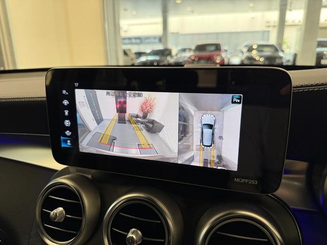 GLC GLC300 4マチック AMGライン 当社お下取り車 AMGライン メモリー付パワーシート シートヒーター キーレスゴー 360°カメラシステム エアサスペンション 純正ドライブレコーダー 20インチアルミホイール 認定中古車保証2年付(12枚目)