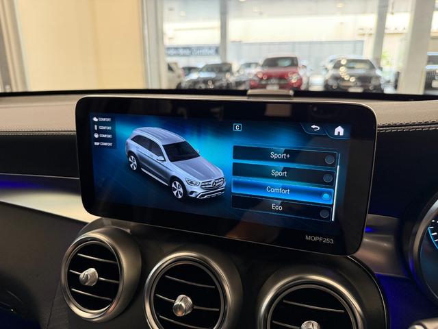 GLC GLC300 4マチック AMGライン 当社お下取り車 AMGライン メモリー付パワーシート シートヒーター キーレスゴー 360°カメラシステム エアサスペンション 純正ドライブレコーダー 20インチアルミホイール 認定中古車保証2年付(27枚目)