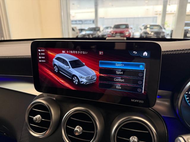 GLC GLC300 4マチック AMGライン 当社お下取り車 AMGライン メモリー付パワーシート シートヒーター キーレスゴー 360°カメラシステム エアサスペンション 純正ドライブレコーダー 20インチアルミホイール 認定中古車保証2年付(29枚目)