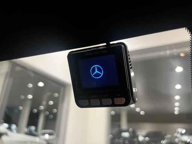 Aクラスセダン A200d セダン AMGライン 弊社下取/1オーナー/アドバンスドパッケージ/360°カメラ/ナビゲーションP/ヘッドアップディスプレイ/メモリ付きパワーシート/シートヒーター/パークトロニック/プライバシーガラス/キーレスゴー/認(19枚目)