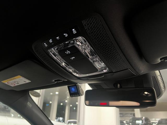 Aクラスセダン A200d セダン AMGライン 弊社下取/1オーナー/アドバンスドパッケージ/360°カメラ/ナビゲーションP/ヘッドアップディスプレイ/メモリ付きパワーシート/シートヒーター/パークトロニック/プライバシーガラス/キーレスゴー/認(20枚目)