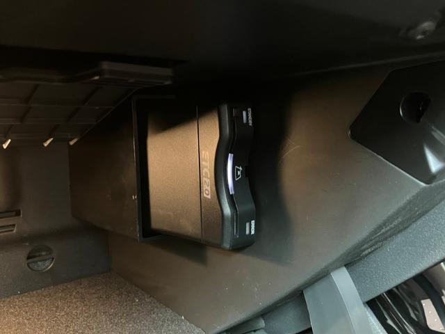 Aクラス A200d AMGラインパッケージ 当社デモカーアップ/アドバンスドパッケージ/パノラマ/ヘッドアップディスプレイ/360°カメラ/AMGラインパッケージ/メモリー付パワーシート/シートヒーター/アンビエントライト/ワイヤレスチャージ(16枚目)