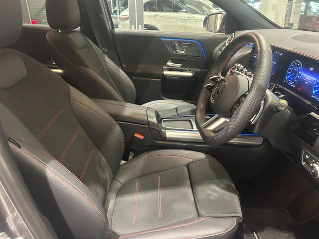 EQA EQA250+ AMGラインパッケージ 弊社デモカーアップ/1オーナー/アンビエントライト/全方位カメラ/メモリ付きパワーシート/シートヒーター/フットトランクオープナー/MBUX/レザーARTICOシート/ルーフレール/新車保証継承(6枚目)