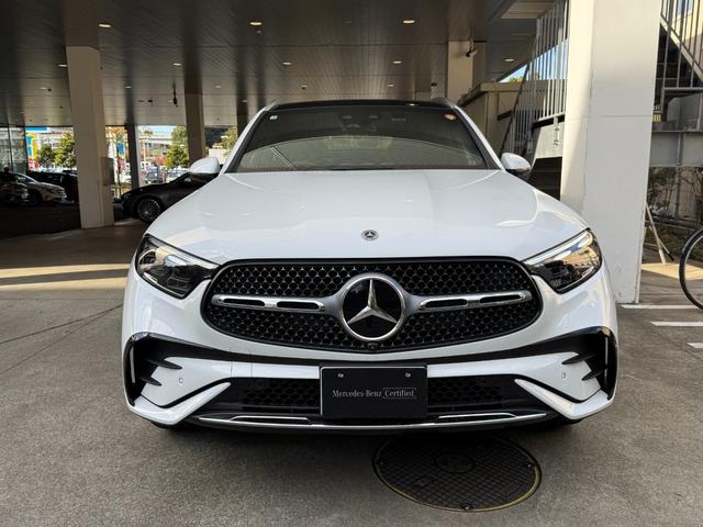 ＧＬＣ ＧＬＣ２２０ｄ　４マチック　ドライバーズパッケージ　当社デモカーアップ　ＡＭＧライン　ＡＭＧレザーエクスクルーシブパッケージ　ドライバーズパッケージ　パノラミックスライディングルーフ　リアアクスルステアリング　シートヒーター　シートベンチレーター（3枚目）