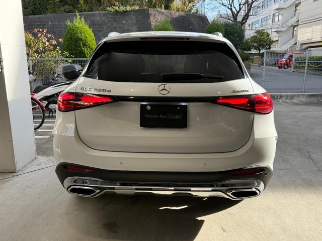 ＧＬＣ ＧＬＣ２２０ｄ　４マチック　ドライバーズパッケージ　当社デモカーアップ　ＡＭＧライン　ＡＭＧレザーエクスクルーシブパッケージ　ドライバーズパッケージ　パノラミックスライディングルーフ　リアアクスルステアリング　シートヒーター　シートベンチレーター（4枚目）