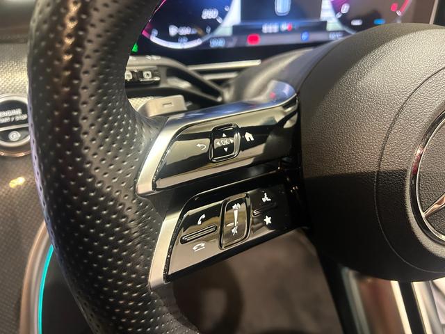 Ｃクラスステーションワゴン Ｃ２２０ｄステーションワゴンアバンギルドＡＭＧライＰ　当社ユーザー様　お下取り車　ワンオーナー車　ＡＭＧライン　本革シート　ヘッドアップディスプレイ　３６０°カメラシステム　純正ドライブレコーダー　アンビエントライト　キーレスゴー　メモリー付パワーシート（11枚目）