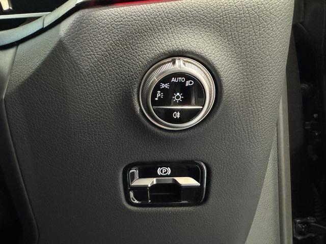 ＧＬＣ ＧＬＣ４３　４マチックＡＭＧレザエクスクルシブパケジ　弊社デモアップ／ＡＭＧレザーＥＸ／パノラマ／ナイトＰ／メモリ付きパワーシート／シートヒーター・ベンチレーター／ヘッドアップディスプレイ／ステアリングヒーター／ブルメスターサウンド／ナッパーレザー／新車（17枚目）