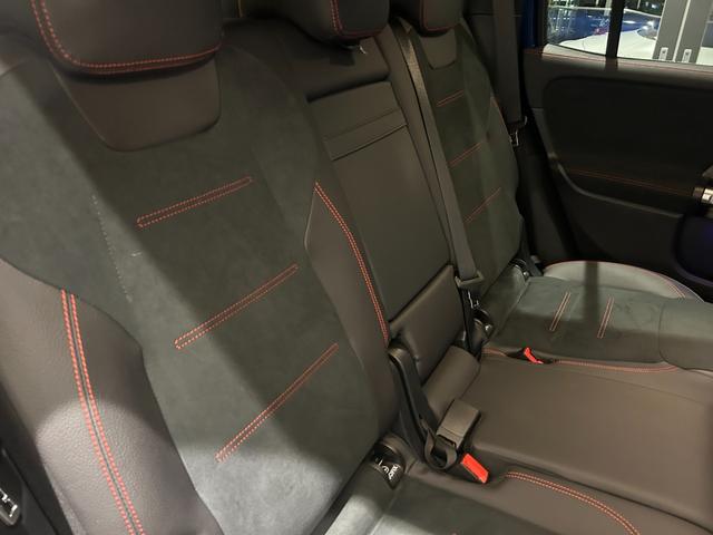 �Q�K�V���[���[���ɂ͑傫�ȃL�b�Y�X�y�[�X���������Ă���܂��̂ŁA���q�l����ڂ𗣂����Ȃ��������Ə��k��i�߂��܂��B���񂲉Ƒ��F���܂ł����X�������܂��B