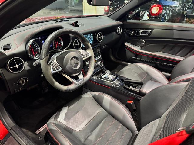 ＳＬＣ ＳＬＣ４３　マジックスカイコントロールルーフ／エアスカーフ／シートヒーター／ナッパレザーシート／ｈａｒｍａｎｋａｒｄｏｎスピーカー／ＡＭＧパフォーマンスステアリング／ＡＭＧスタイリングパッケージ／認定中古車保証（6枚目）