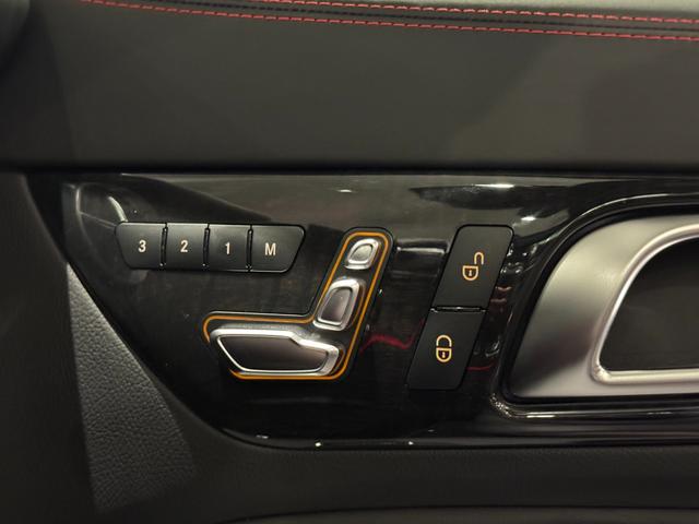 ＳＬＣ ＳＬＣ４３　マジックスカイコントロールルーフ／エアスカーフ／シートヒーター／ナッパレザーシート／ｈａｒｍａｎｋａｒｄｏｎスピーカー／ＡＭＧパフォーマンスステアリング／ＡＭＧスタイリングパッケージ／認定中古車保証（24枚目）