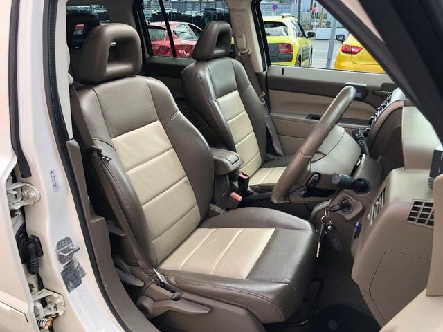 リミテッド 禁煙車 電動サンルーフ フルセグTV内蔵HDDナビ 本革シート&ヒーター付き クルーズコントロール 17インチAW(17枚目)