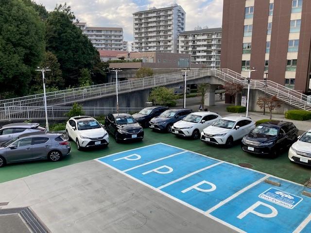 Ｇ　エグゼクティブパッケージ　１７３１７キロ　当社元試乗車　水素自動車　大画面メモリーナビ　フルセグ　全周囲＆バックモニター　１５００Ｗコンセント　黒革シート　温熱＆ベンチレーター　ドラレコ　ＥＴＣ車載器　追従クルコン　ＢＳＭ付き(43枚目)