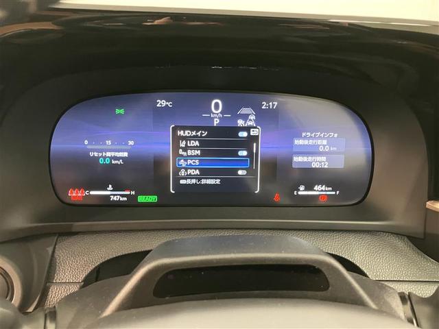 クラウンスポーツ Ｚ　ハーフレザー　ＬＥＤヘッドライト　４ＷＤ車　試乗車ＵＰ　クルーズコントロール　ＡＣ１００Ｖ　ミュージックプレイヤー接続可　ドラレコ　ＡＷ　ＥＴＣ車載器　メモリーナビ　Ｂカメラ　エアバッグ　ＴＶナビ（20枚目）