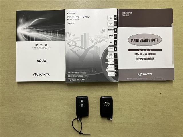 アクア クロスオーバー メディアプレイヤー接続 Bカメラ 地デジ イモビライザー ナビTV エアコン LED ESC ドライブレコーダー アルミホイール キーフリー DVD再生可 ETC パワーステアリング パワーウィンドウ(18枚目)