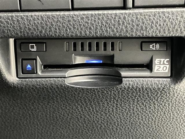 ハリアーハイブリッド Z 地上デジタル 衝突被害軽減 サイドエアバッグ LEDランプ Bモニタ クルコン ナビTV 1オーナー 横滑り防止装置 スマートキー 盗難防止システム ABS アルミ ETC付 エアバッグ AAC(10枚目)