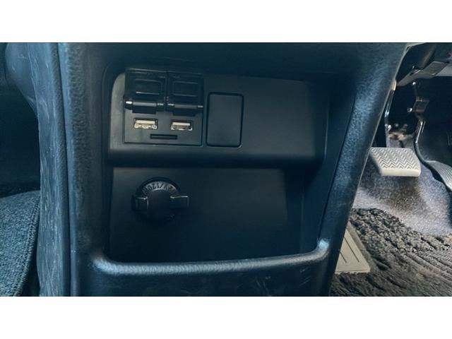 ノア X ナビTV バックカメラ ETC 衝突回避ブレーキ 整備手帳 ブレーキサポート イモビライザー アイドリングストップ AUX ワンオーナー車 クルーズコントロール LEDランプ スマートキー 3列(12枚目)