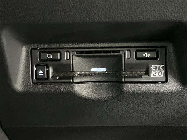 アルファードハイブリッド Ｚ　両自動ドア　１オーナー車　フルセグテレビ　スマートキー　ドライブレコーダー　クルーズコントロール　ＬＥＤヘッドランプ　ＥＴＣ　ムーンルーフ　３列シート　エアコン　メモリーナビ　Ｒカメラ　電動シート（9枚目）