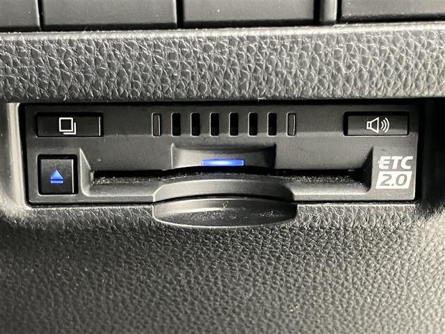 ハリアーハイブリッド Ｚ　レザーパッケージ　１００Ｖ電源　エアロ　地デジ　横滑防止　盗難防止システム　Ｂモニター　ＬＥＤライト　パワーウィンドウ　クルコン　スマートキ－　助手席エアバック　パワーシート　エアバッグ　点検記録簿　オートエアコン（10枚目）