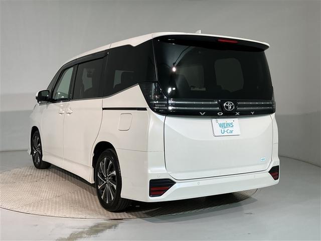 ヴォクシー Ｓ－Ｚ　ＤＶＤ再生機能　スマートキープッシュスタート　両側電動パワースライドドア　パワーウインドウ　１オナ　ＥＴＣ車載器　ＬＥＤライト　デュアルエアコン　アルミホイール　盗難防止装置　記録簿　横滑り防止機能（4枚目）