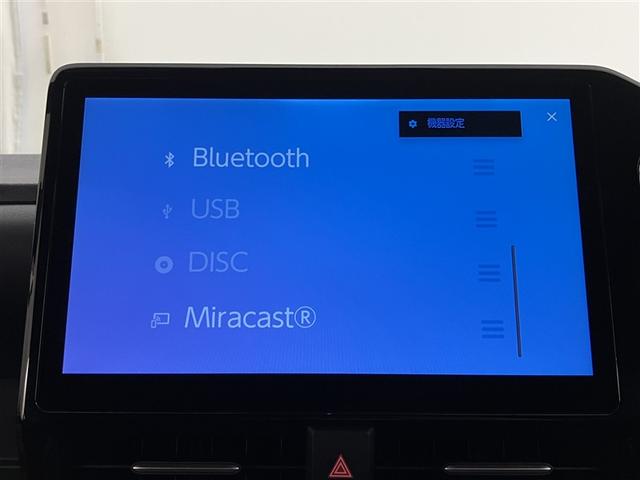 ヴォクシー Ｓ－Ｚ　ＤＶＤ再生機能　スマートキープッシュスタート　両側電動パワースライドドア　パワーウインドウ　１オナ　ＥＴＣ車載器　ＬＥＤライト　デュアルエアコン　アルミホイール　盗難防止装置　記録簿　横滑り防止機能（10枚目）