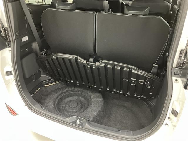 ヴォクシー Ｓ－Ｚ　ＤＶＤ再生機能　スマートキープッシュスタート　両側電動パワースライドドア　パワーウインドウ　１オナ　ＥＴＣ車載器　ＬＥＤライト　デュアルエアコン　アルミホイール　盗難防止装置　記録簿　横滑り防止機能（38枚目）