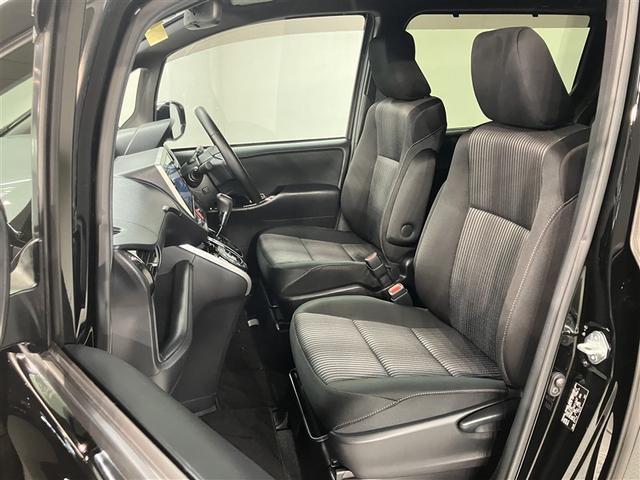 ヴォクシー ＺＳ　煌ＩＩ　スマートキー・プッシュスタート　バックガイドモニター　セキュリティアラーム　両側パワスラドア　１オーナー　ＥＴＣ車載器　地デジテレビ　記録簿付き　ＶＳＣ　ＬＥＤライト　助手席エアバック　ＡＣ　パワステ（17枚目）