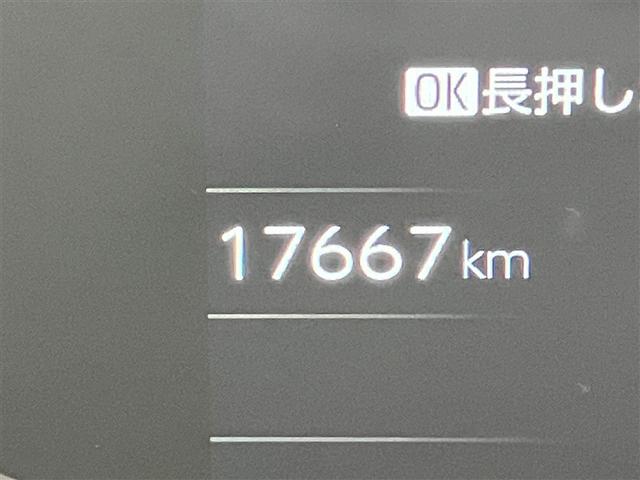 プリウス Ｚ　リアカメラ　プリクラッシュ　ＰＷシート　１オーナ　メモリナビ　ＡＣ１００Ｖ電源　ＬＥＤランプ　ナビ・ＴＶ　オートクルーズ　アルミホイール　ドライブレコーダ　ＡＣ　運転席エアバッグ　横滑り防止装置（16枚目）