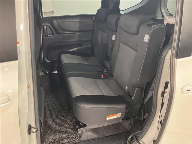 シエンタ ファンベースＧ　バックモニタ－　イモビ　ＤＶＤ再生可　パワステ　ＬＥＤライト　アイスト　地デジＴＶ　デュアルエアバッグ　横滑り防止装置　エアバッグ　オートエアコン　パワーウィンドウ　ＡＢＳ　スマートキー　ＥＴＣ（17枚目）